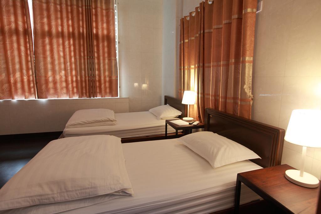 Four Rivers B&B Mandalay Eksteriør billede