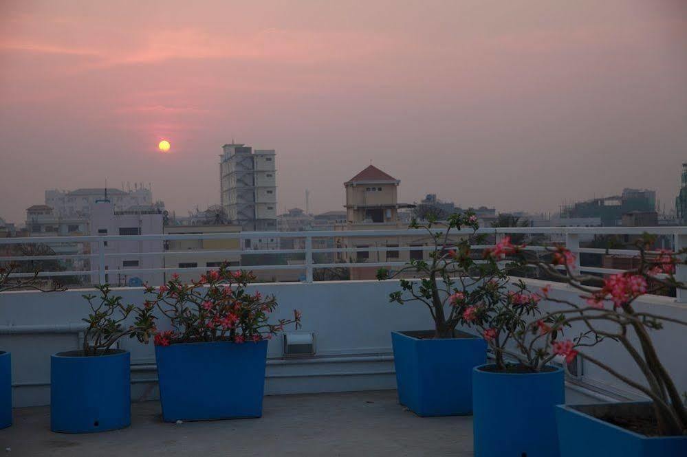 Four Rivers B&B Mandalay Eksteriør billede