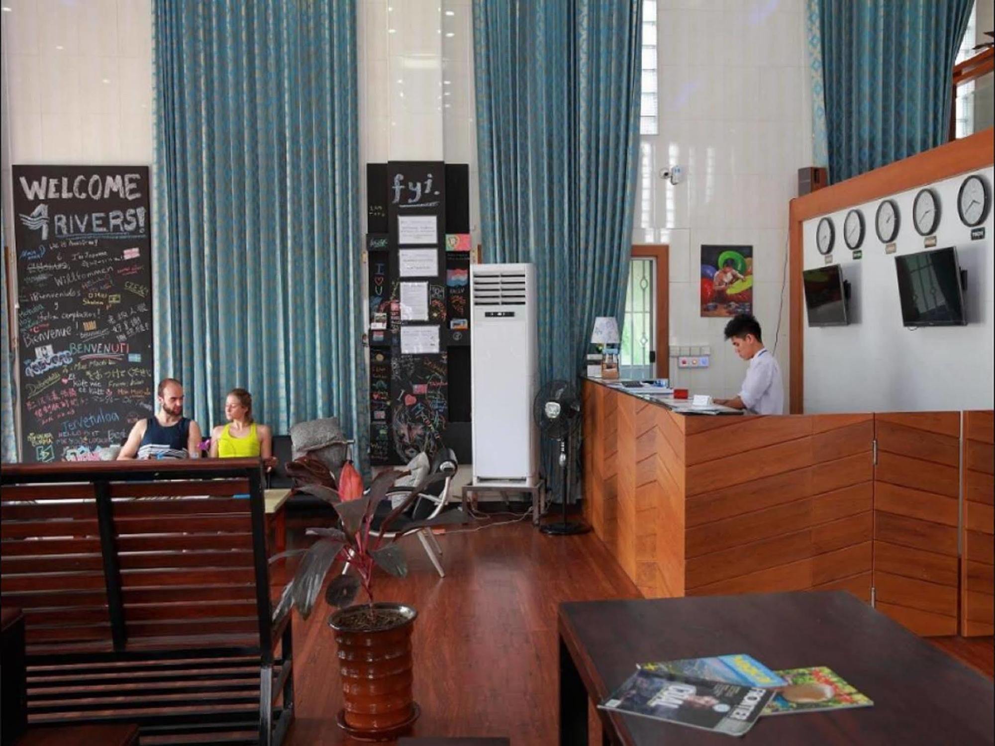 Four Rivers B&B Mandalay Eksteriør billede